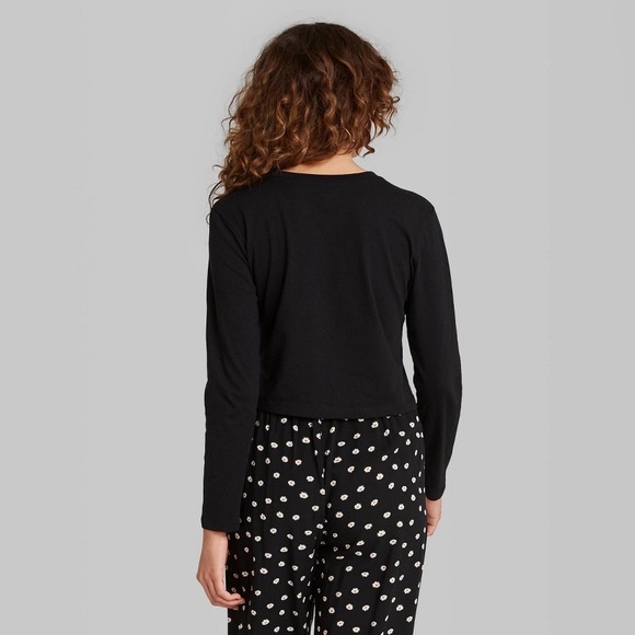 Wild Fable long Sleeve Classic Black Tee - Picture 2 of 3